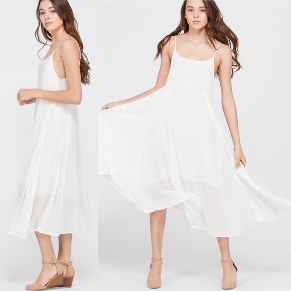 🎉HP🎉 Beige Crinkle Fabric Spaghetti Strap Midi Dress - Picture 2 of 3